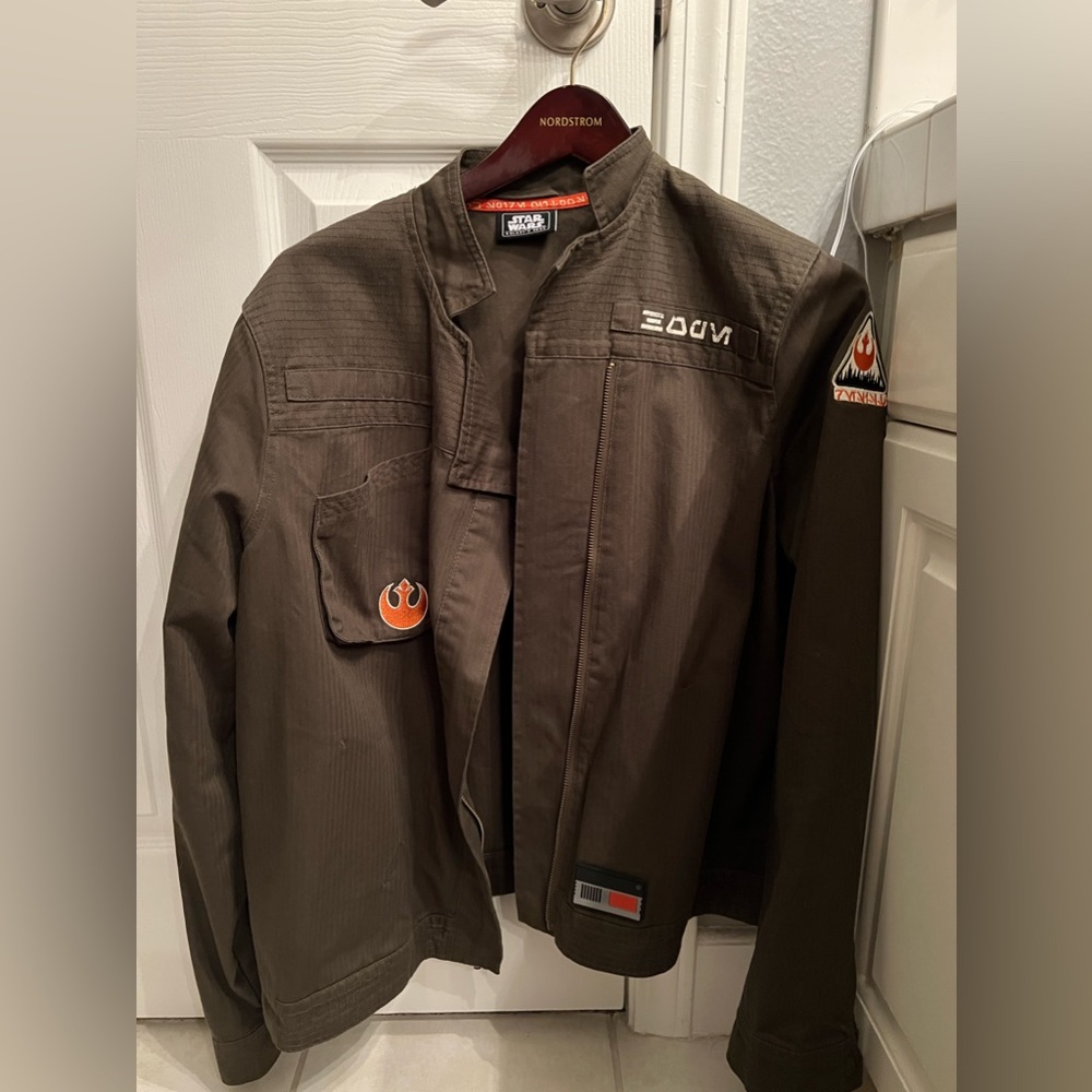 Medium Disney rebel jacket, worn once for a few hours. Like new, retails $85